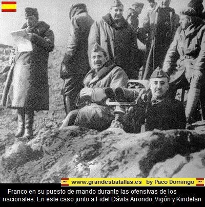 FRANCO EN SU PUESTO DE MANDO DURANTE LA OFENSIVA NACIONAL EN LA BATALLA DEL EBRO